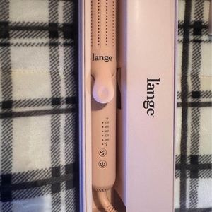 Curler blow out hair